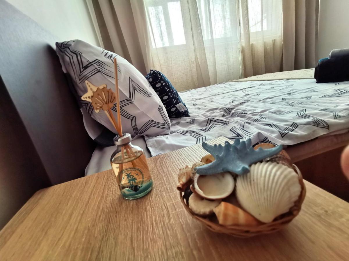 Apartamentul Lui Matei Constança Exterior foto